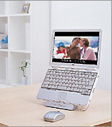 �X�^���h�ɍڂ����܂�DVD��C���^�[�l�b�g���y���߂�